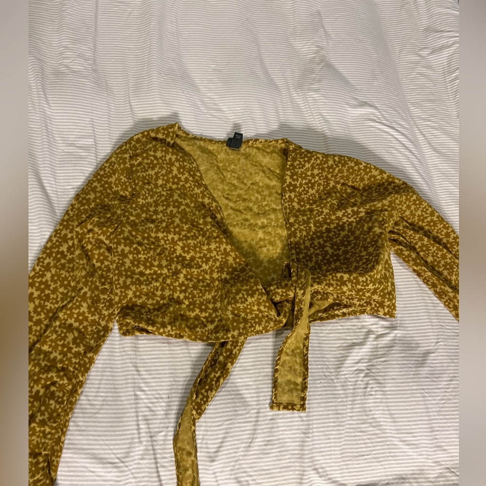 Target Crop top velvet bell sleeve small size